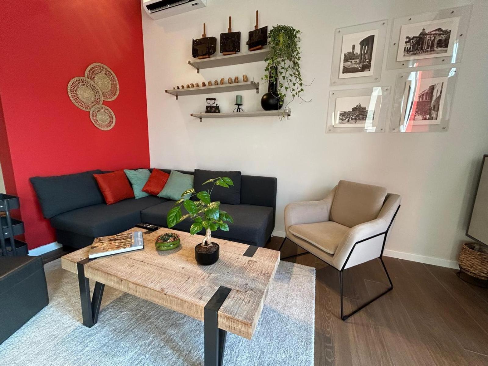 Cbmc - Couldn't Be Appartement *